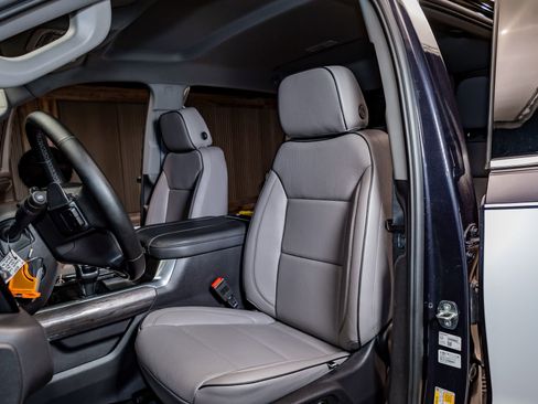 Used 2024 Chevrolet Silverado 1500 LTZ image 24