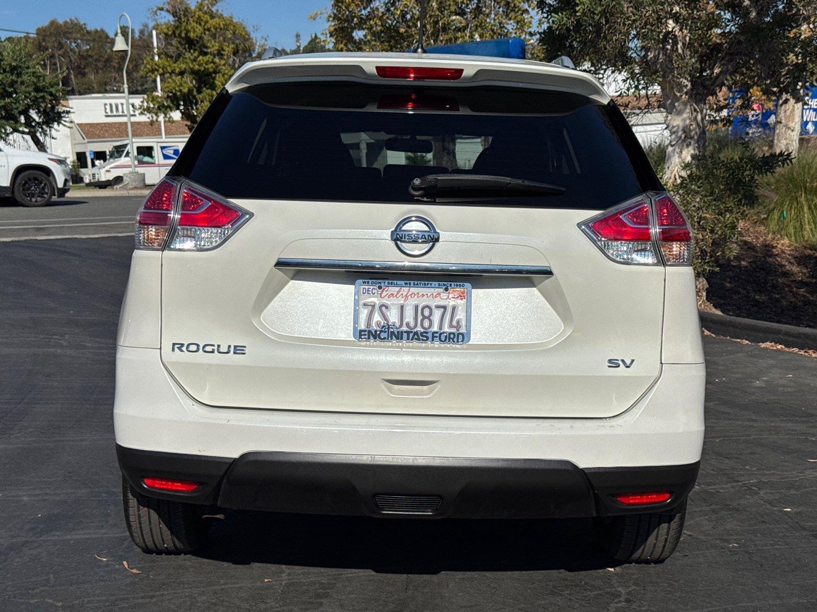 Used 2016 Nissan Rogue SV FWD image 10