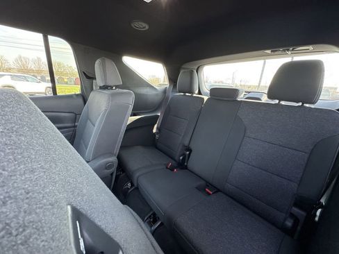 New 2026 Chevrolet Traverse LT image 23