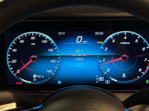 Used 2023 Mercedes-Benz E 350 Sedan image 23