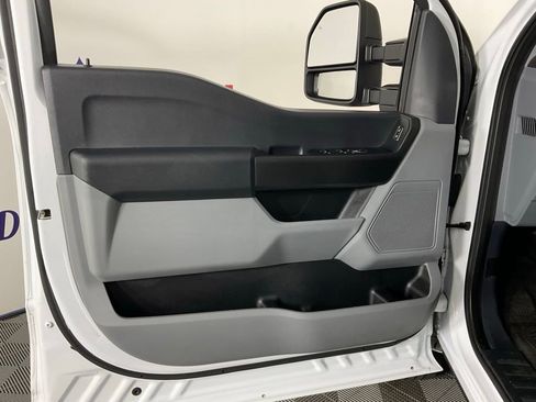 Used 2023 Ford F350 XL w/ XL Chrome Package image 12