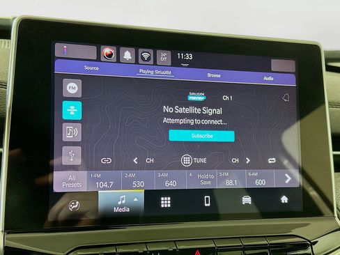 Used 2024 Jeep Compass Latitude image 14