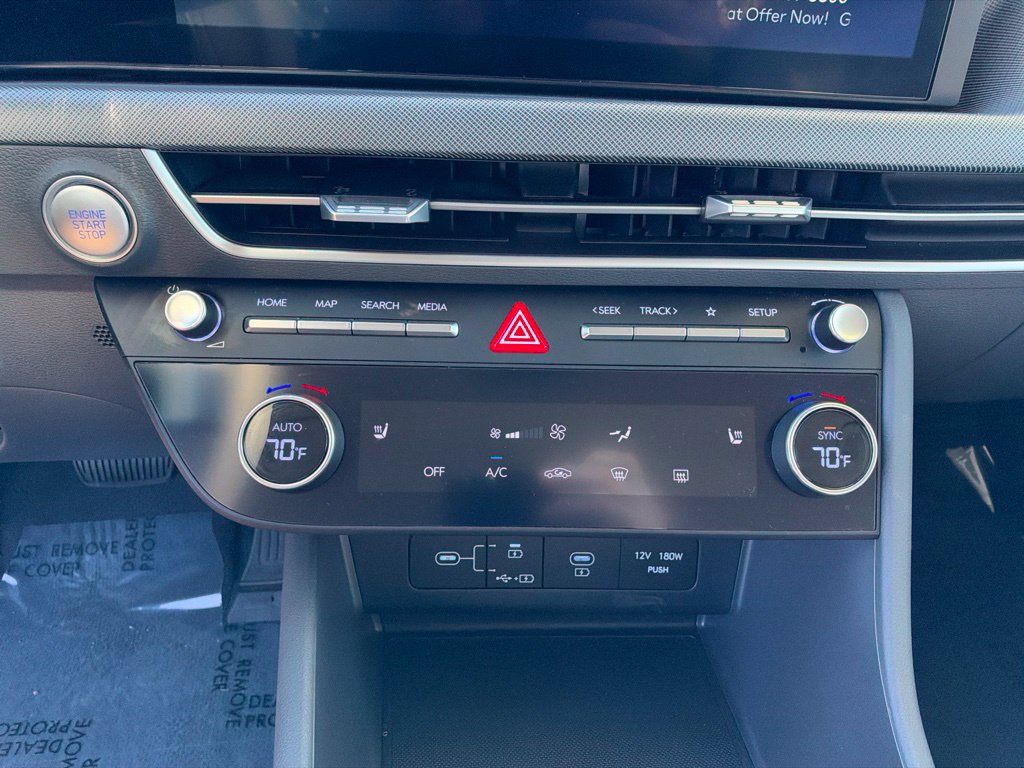 Certified 2025 Hyundai Sonata SEL AWD/4WD image 26