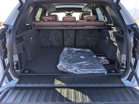 New 2026 BMW X5 xDrive40i w/ Climate Comfort Package image 18