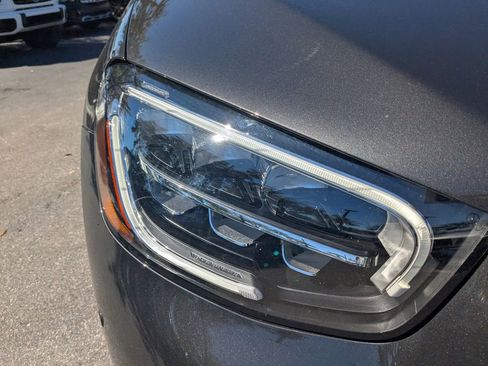 Certified 2022 Mercedes-Benz GLC 300 4MATIC w/ AMG Line image 21