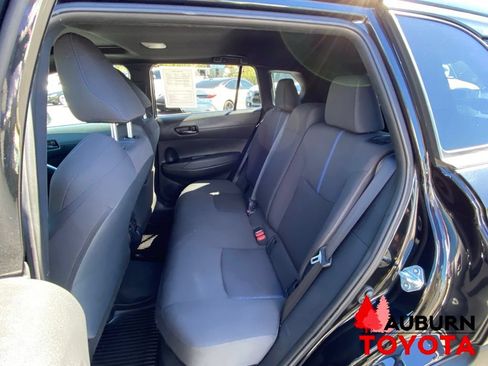 Used 2024 Toyota Corolla Cross AWD Hybrid w/ Moonroof Package image 23