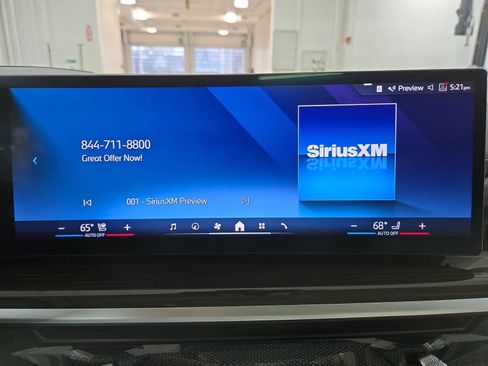 Used 2025 BMW X7 xDrive40i image 59