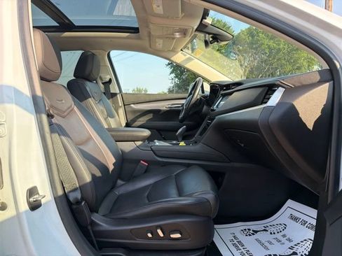 Used 2018 Cadillac XT5 Premium Luxury w/ Driver Assist Package AWD/4WD image 11