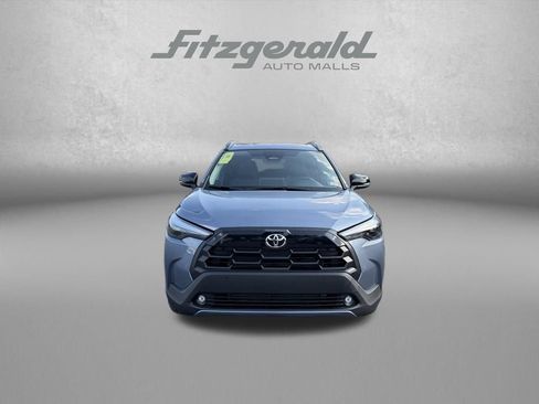 Used 2026 Toyota Corolla Cross XLE AWD/4WD image 2
