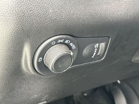 Used 2023 Jeep Compass Sport AWD/4WD image 10