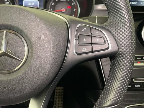 Used 2019 Mercedes-Benz GLC 300 4MATIC image 40