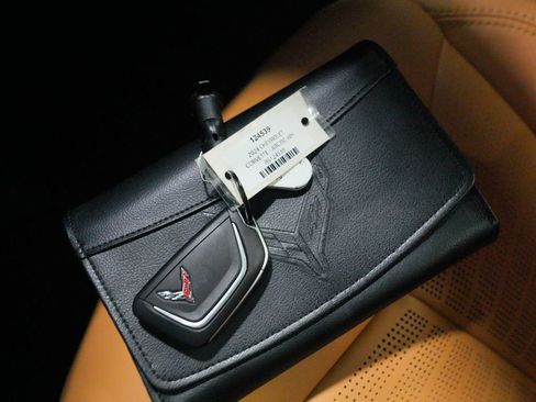 Used 2024 Chevrolet Corvette Stingray Preferred Cpe w/ LPO, Roadside Safety Package RWD image 25