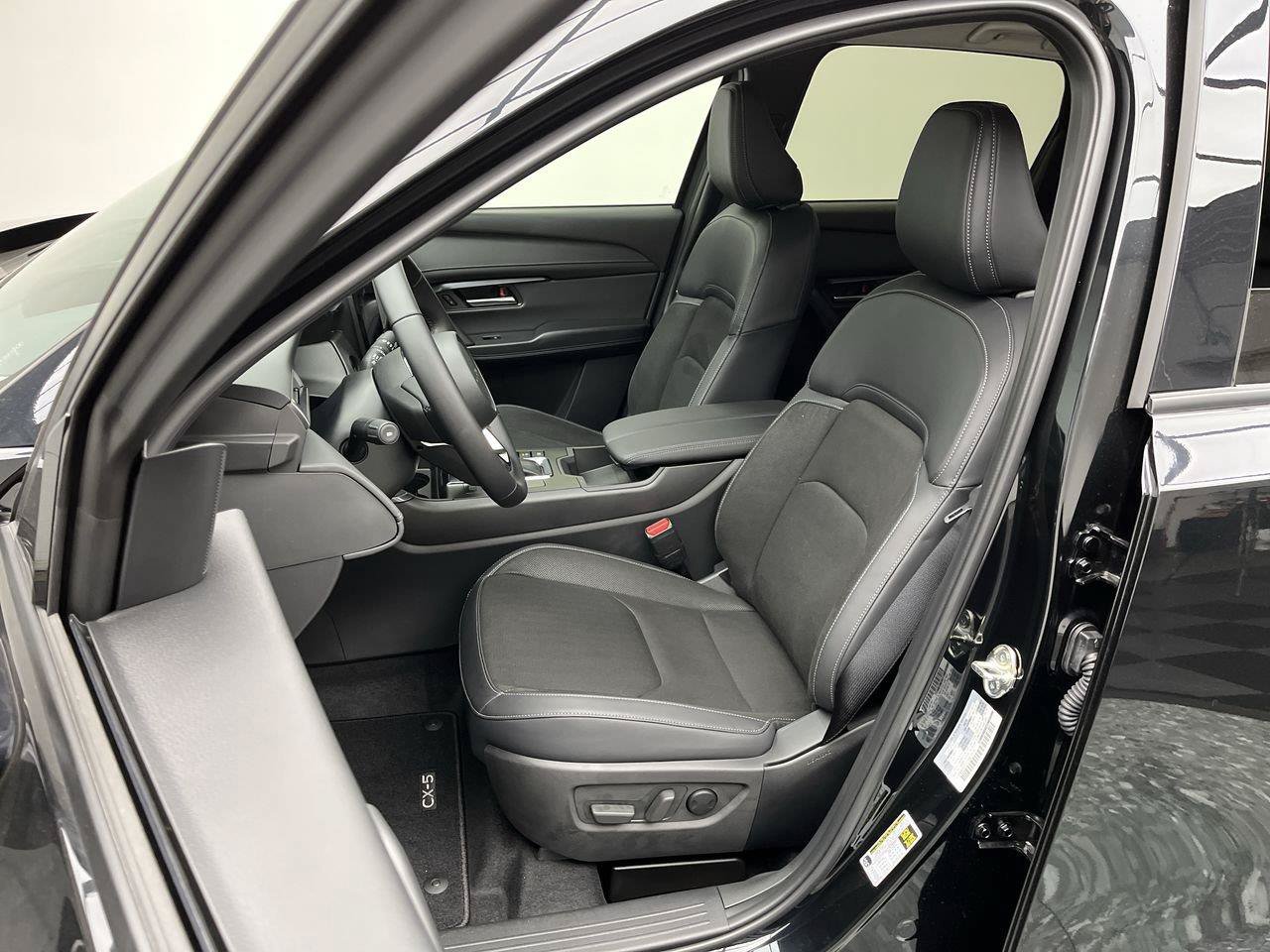 New 2026 MAZDA CX-5 Preferred AWD/4WD image 9