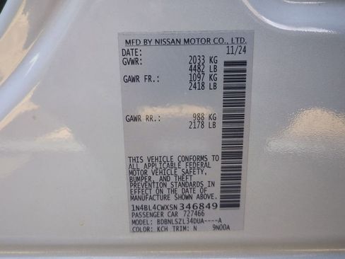 Used 2025 Nissan Altima 2.5 SR AWD/4WD image 35