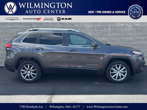 Used 2018 Jeep Cherokee Limited AWD/4WD image 1