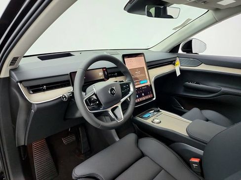 New 2026 Volvo EX90 Plus AWD/4WD image 16