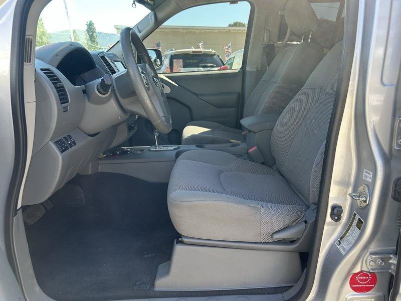 Used 2020 Nissan Frontier SV AWD/4WD image 6