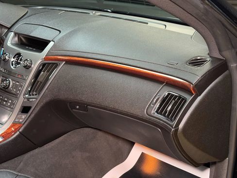 Used 2011 Cadillac CTS Premium image 42