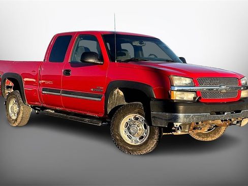 Used 2003 Chevrolet Silverado 2500 LS w/ Skid Plate Package image 3