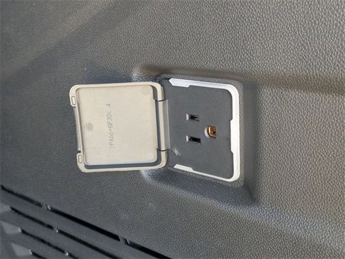 New 2026 Chevrolet Tahoe LS image 32