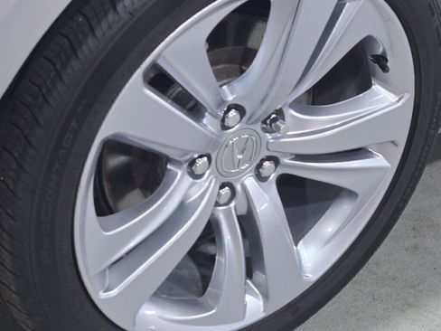 Used 2022 Acura TLX w/ Technology Package image 15