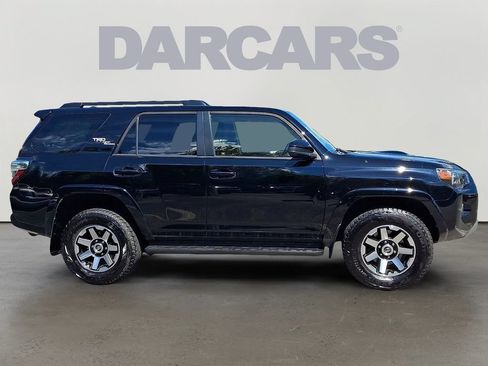 Used 2020 Toyota 4Runner TRD Off-Road AWD/4WD image 7