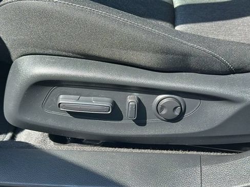 Used 2025 Honda Accord SE image 10
