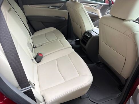 Certified 2024 Cadillac XT5 Premium Luxury AWD/4WD image 25