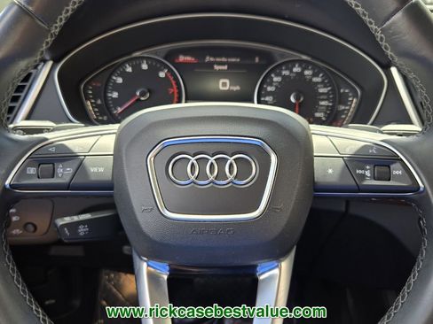 Used 2021 Audi Q5 2.0T Premium image 31