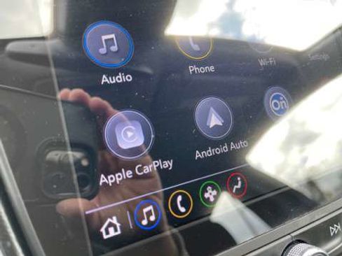 Used 2023 Chevrolet Malibu LT image 57