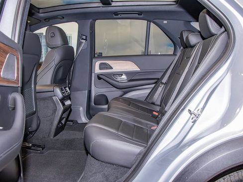 Certified 2025 Mercedes-Benz GLE 450 4MATIC image 22