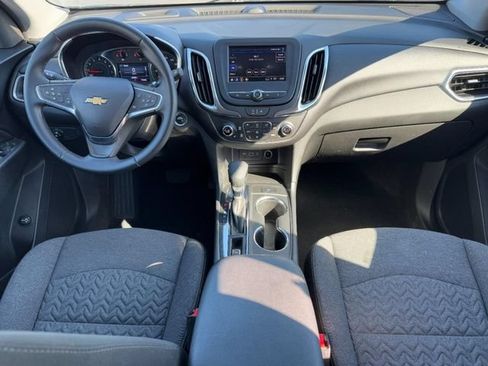 Used 2024 Chevrolet Equinox LT FWD image 11