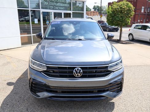 Used 2022 Volkswagen Tiguan SE R-Line AWD/4WD image 8