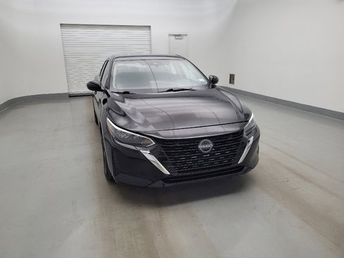 Used 2025 Nissan Sentra SV FWD image 14