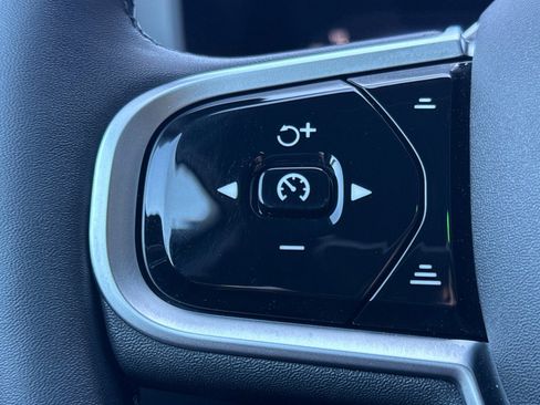 Certified 2026 Volvo V60 B5 Cross Country Plus w/ Climate Package image 28