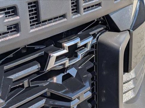 Used 2021 Chevrolet Colorado ZR2 image 27