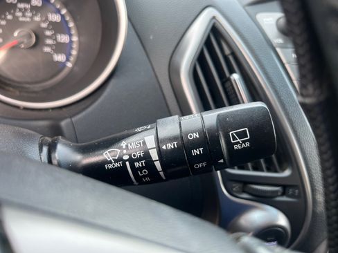 Used 2014 Hyundai Tucson Limited w/ Technology Package 02 image 11