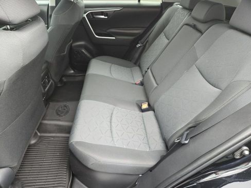 Certified 2025 Toyota RAV4 XLE w/ Convenience Package AWD/4WD image 17