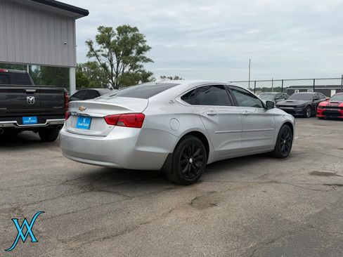 Used 2018 Chevrolet Impala LT w/ LT Convenience Package FWD image 7