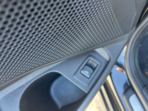 Used 2024 BMW 330i Sedan image 35