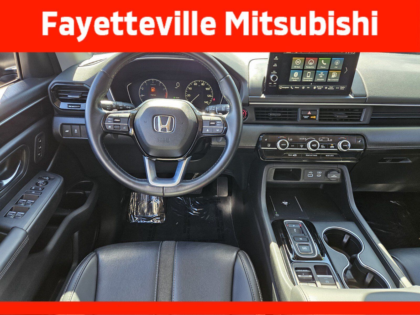 Used 2024 Honda Pilot Touring image 12