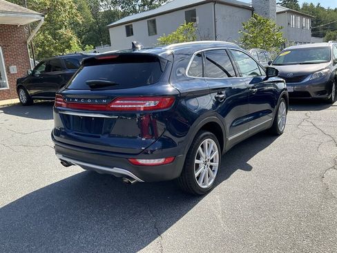 Used 2019 Lincoln MKC Reserve FWD image 5
