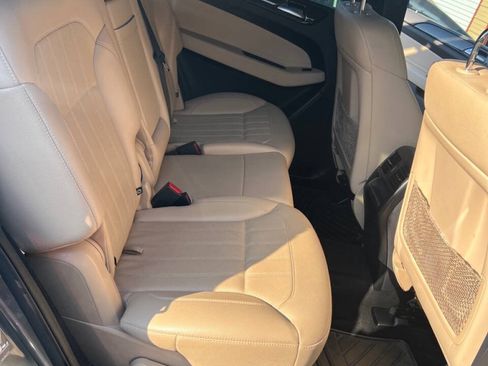 Used 2018 Mercedes-Benz GLS 450 4MATIC image 44