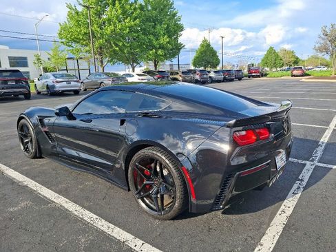 Used 2019 Chevrolet Corvette Grand Sport RWD image 2