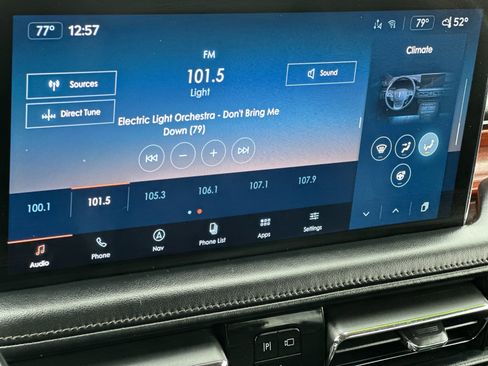 Used 2022 Lincoln Nautilus Reserve w/ Equipment Group 202A image 18