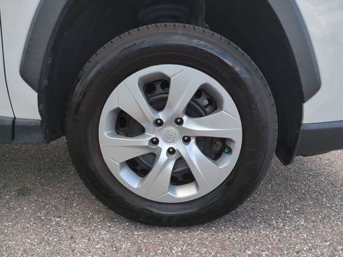 Certified 2022 Toyota RAV4 LE image 11