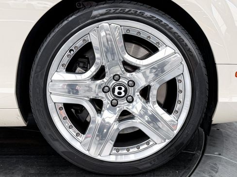 Used 2015 Bentley Continental GT AWD/4WD image 32