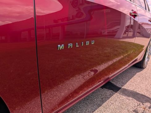 Used 2016 Chevrolet Malibu Premier w/ Driver Confidence Package II FWD image 27