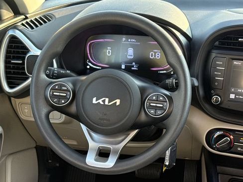 Used 2024 Kia Soul LX w/ Option Group 015 FWD image 12