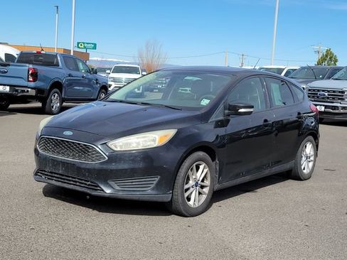 Used 2015 Ford Focus SE FWD image 1